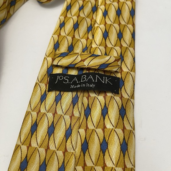 Jos A Bank Abstract Blue Diamond Yellow Silk Tie 3.5" Wide - Picture 3 of 4